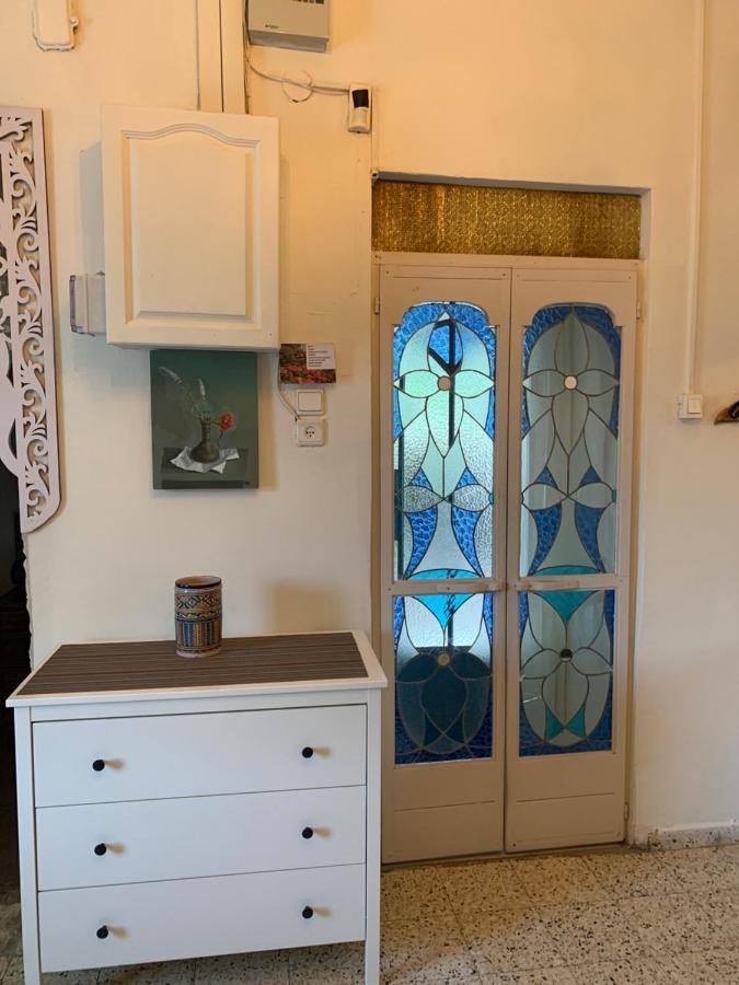 בית האבן העתיק מ-1885 עם מגונית פרטית בחצר Рош Пина Екстериор снимка